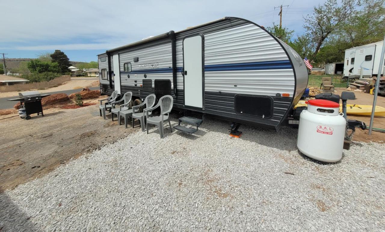 2020 Camper Fully Hooked-Up At St. George Rv Park! Hotel Exterior photo